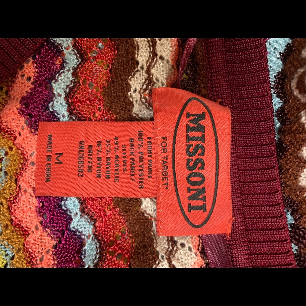 Sweater - Picture 4 of 4